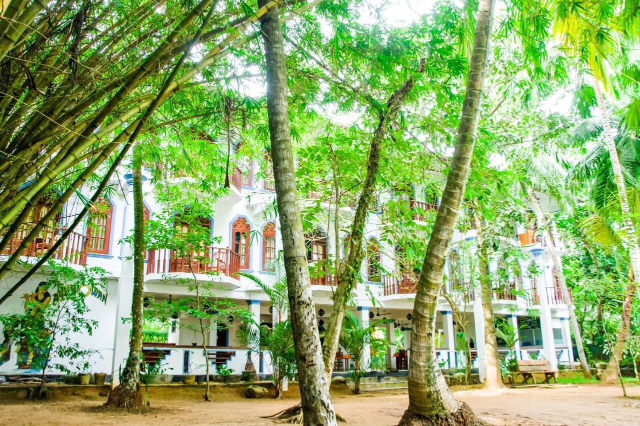 No Name Rest Hotel อูนาวาตูนา ภายนอก รูปภาพ