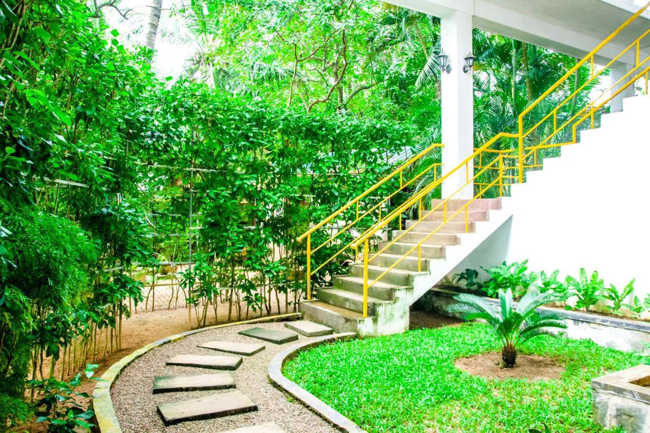 No Name Rest Hotel อูนาวาตูนา ภายนอก รูปภาพ