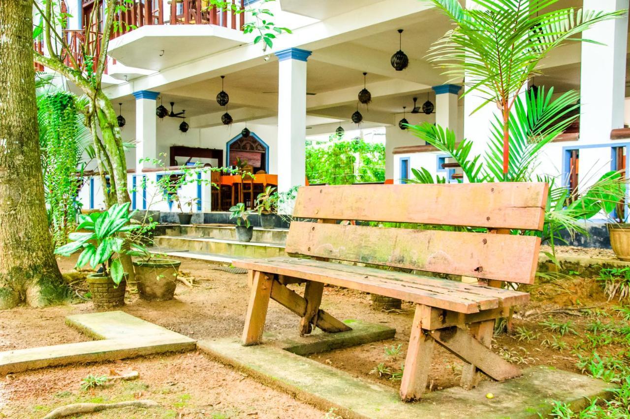 No Name Rest Hotel อูนาวาตูนา ภายนอก รูปภาพ
